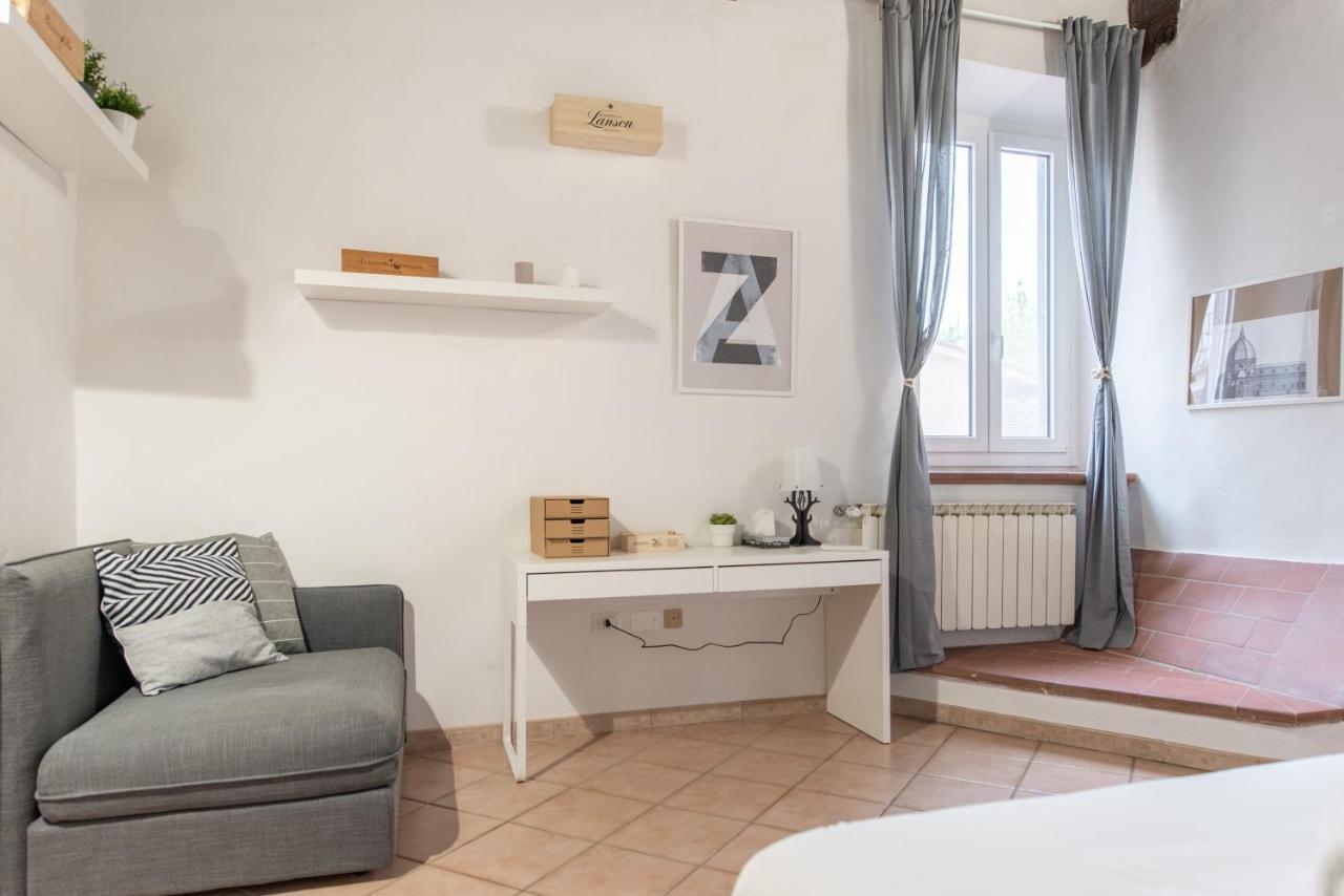 2 Rooms Next To A Market And Piazza Santa Croce - Homeunity Florenz Exterior foto