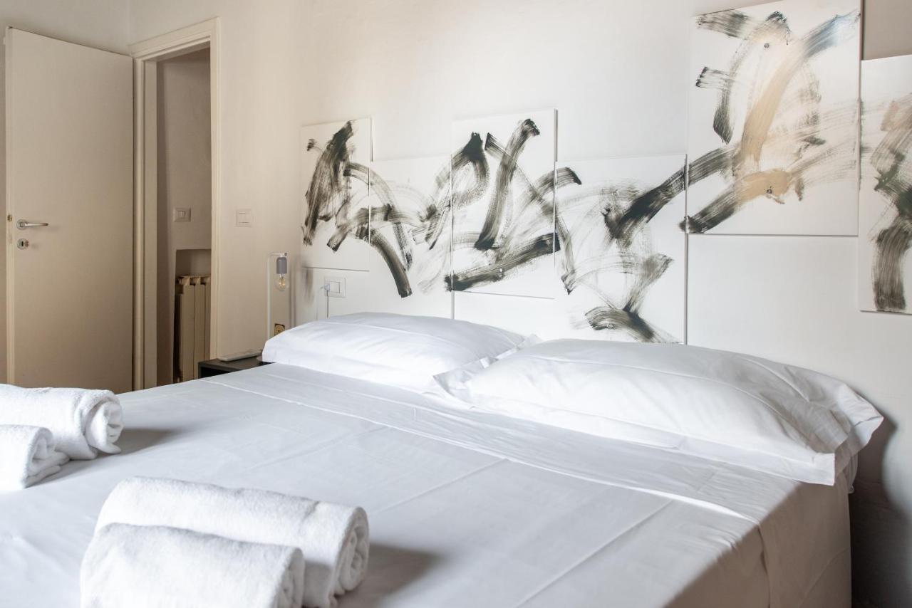 2 Rooms Next To A Market And Piazza Santa Croce - Homeunity Florenz Exterior foto